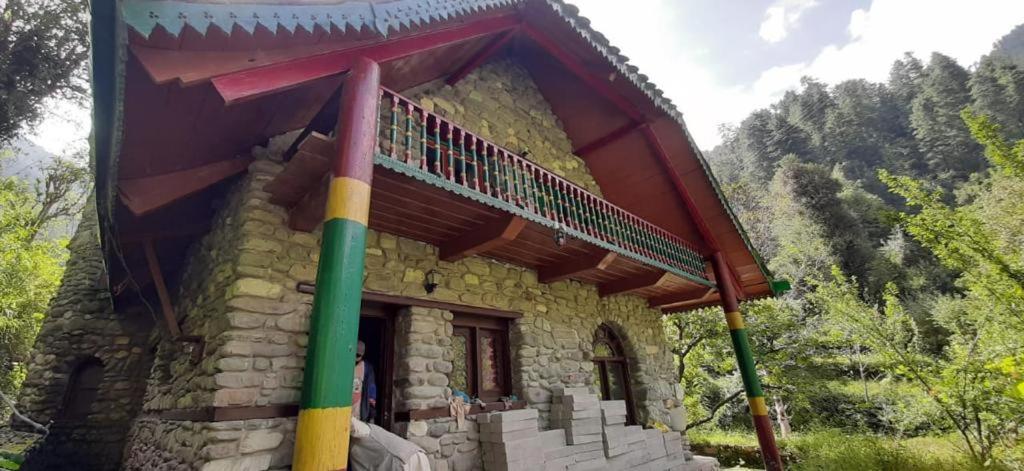 Rudrani Stays Jibhi Dış mekan fotoğraf